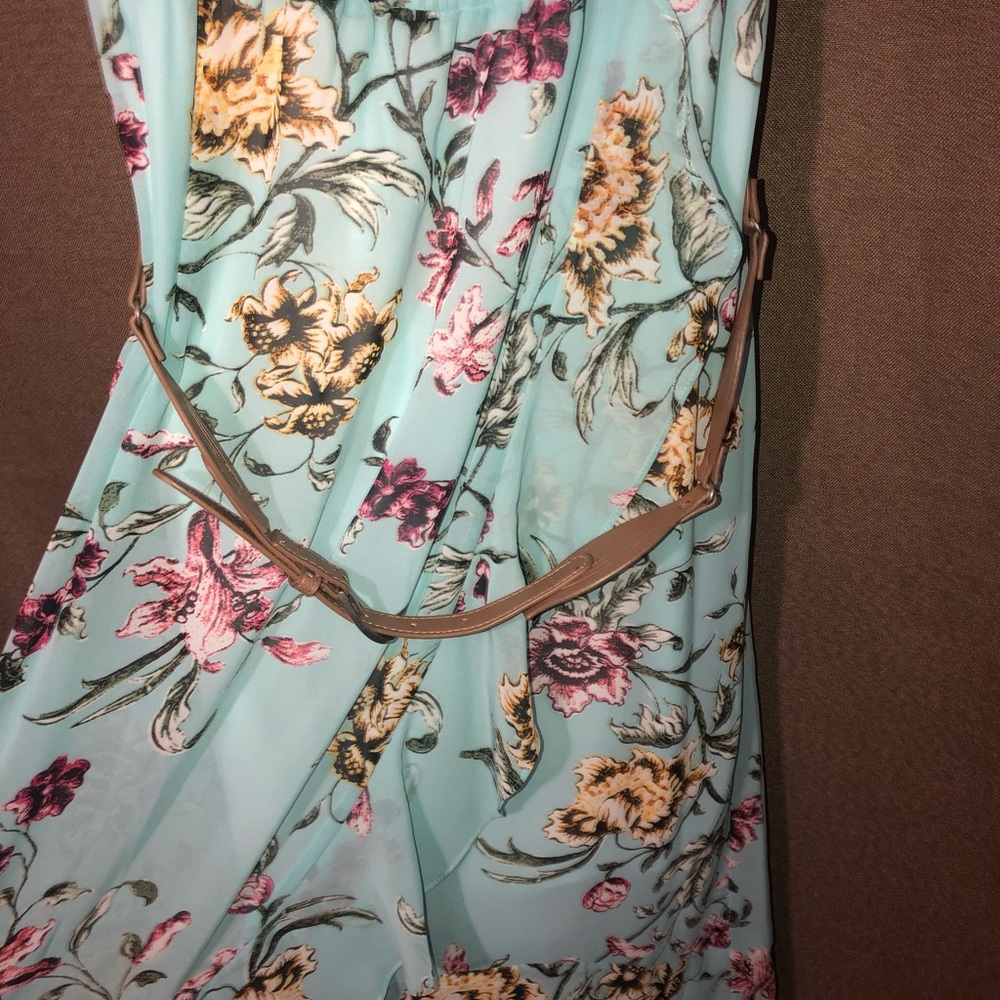 Dress - Picture 4 of 6